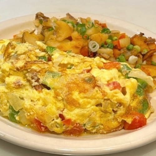 Breakfast Club Omelette, veggies & cheese.