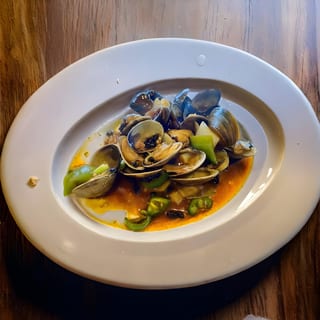 Clams Sauteed in Black Bean Sauce / 豉汁炒大蜆