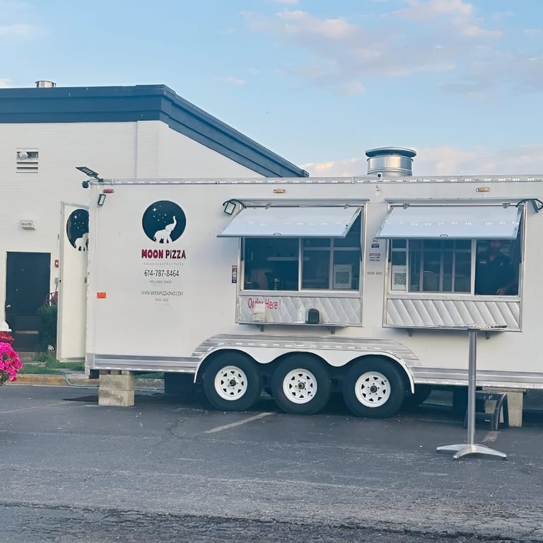 Moon Pizza - Hilliard