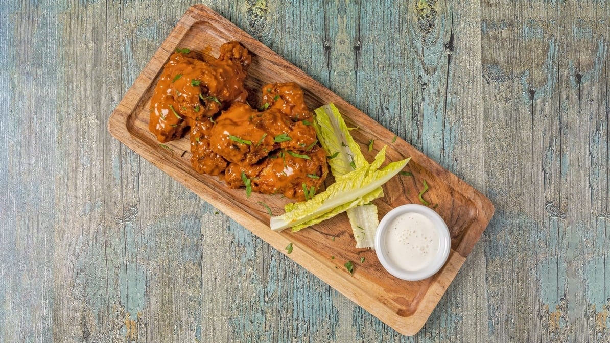 Spicy Chicken Wings 8pc.