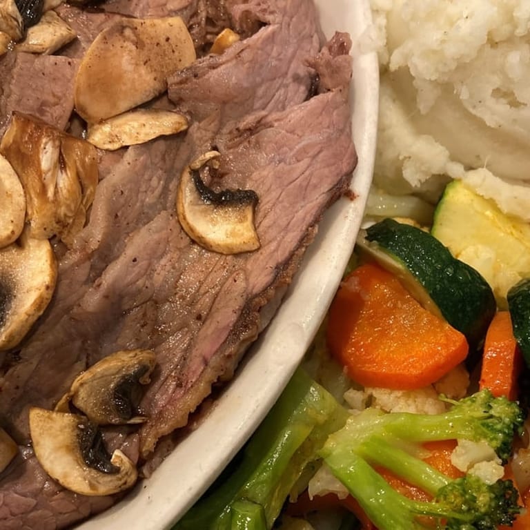 Delicious Brisket: A Jewish Deli Favorite