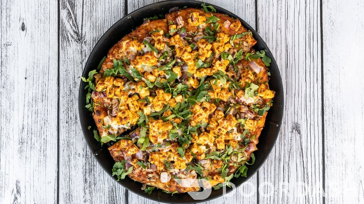 Tandoori Paneer Pizza.