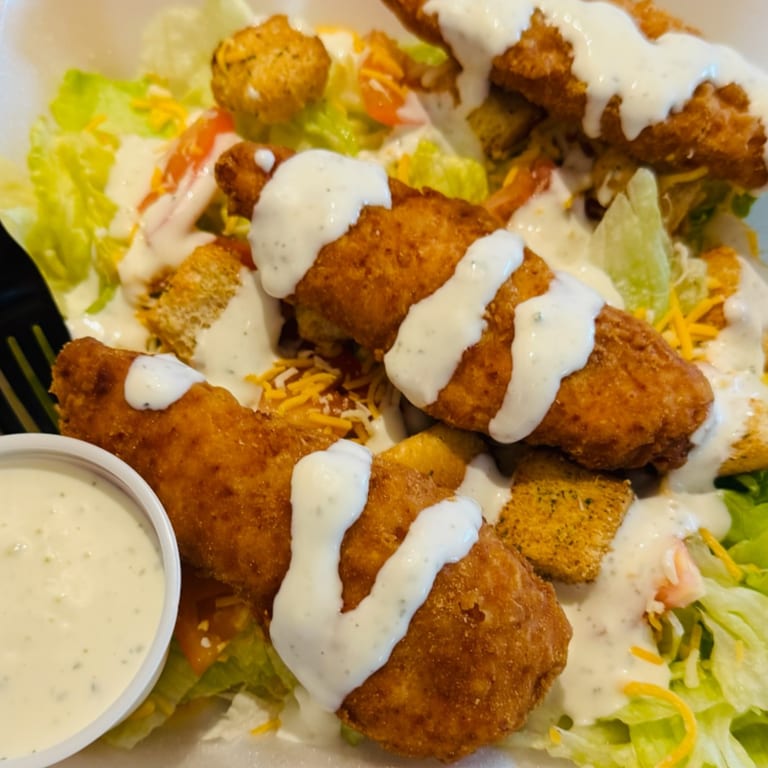 Salads & More – Fresh and Flavorful