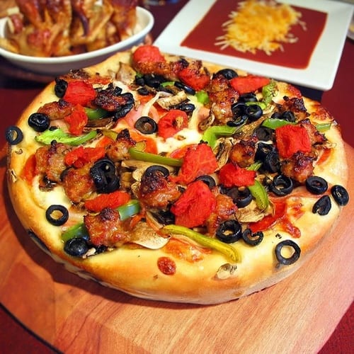 Choose your favorite Pizzas.