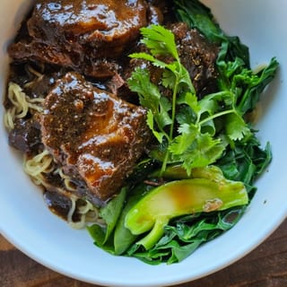 Egg Noodles with Moo Hong