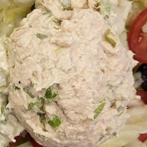 House made Creamy Tuna Salad (8oz).