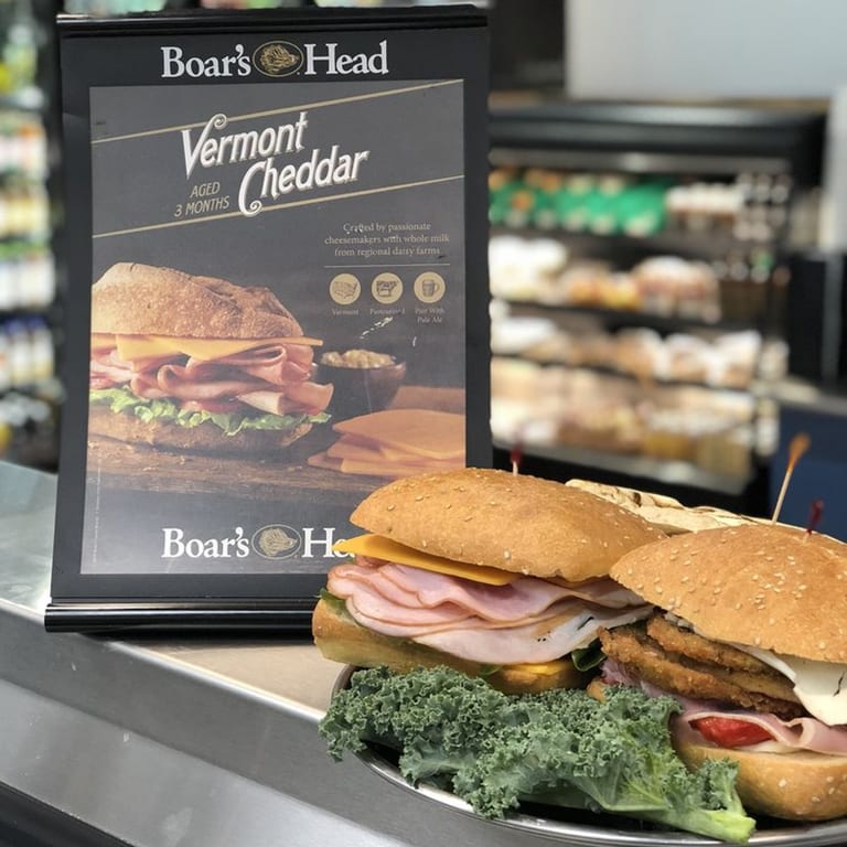 Emma's Deli: Comfort Food for Everyone🍴