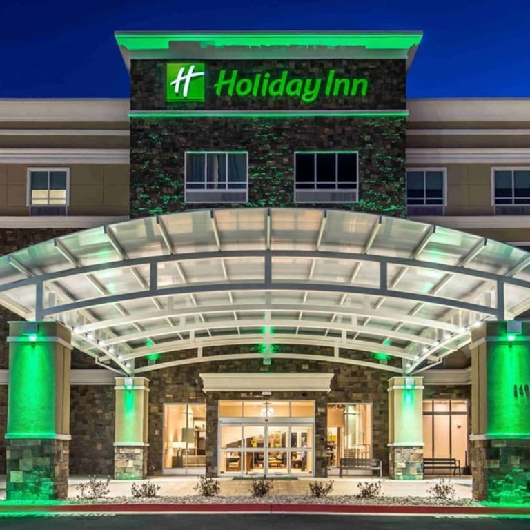 MARQUEE HOLIDAY INN (WILLOWBROOK)
