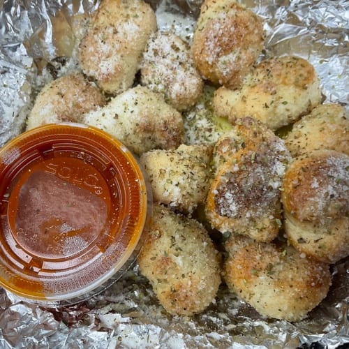 Garlic Knots.