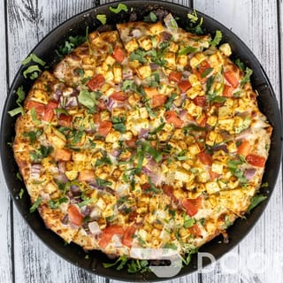 Karahi Paneer Pizza