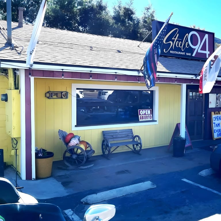 Welcome to Steele 94 Restaurant Bar