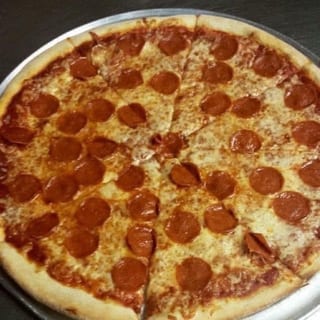 Pepperoni Pizza (Medium)