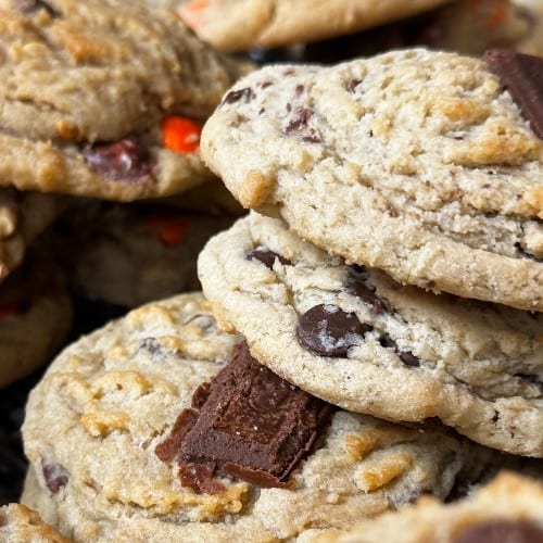 White Chocolate Oat & Craisin.