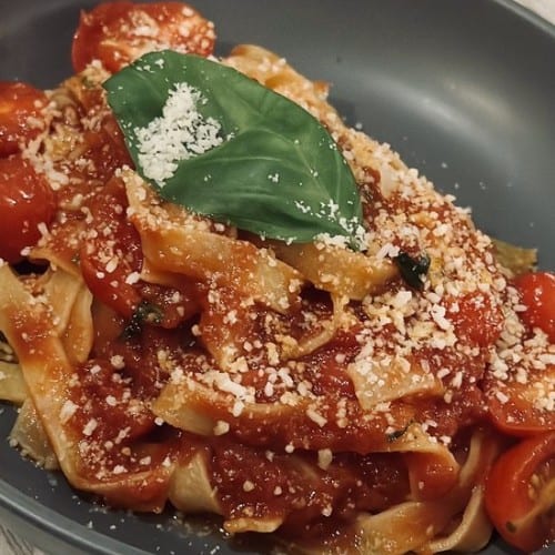 Gluten Free* Pasta with Tomato Sauce and Basil.