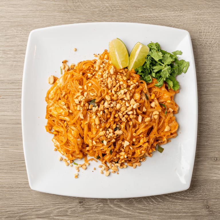 Fresh Thai and Asian Fusion Salads