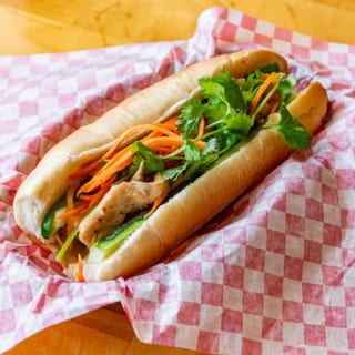 Chicken Sandwich | Bánh Mì Gà