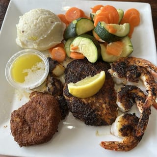 Seafood Combo Platter