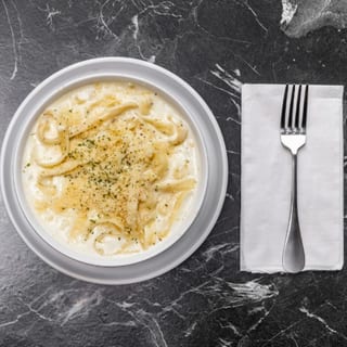Fettuccine Alfredo