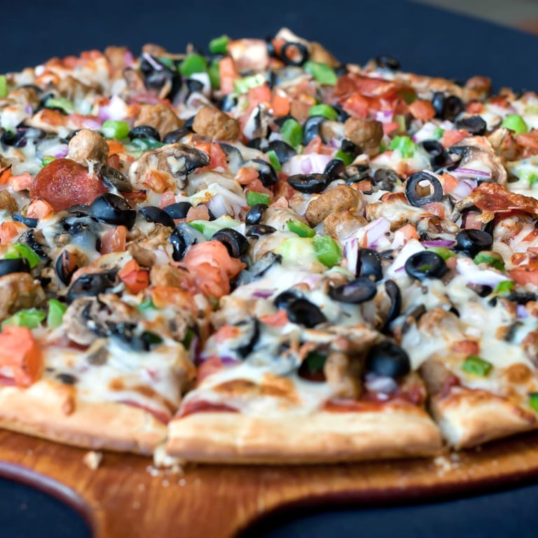 Good Food, Right Around the Corner 🍕