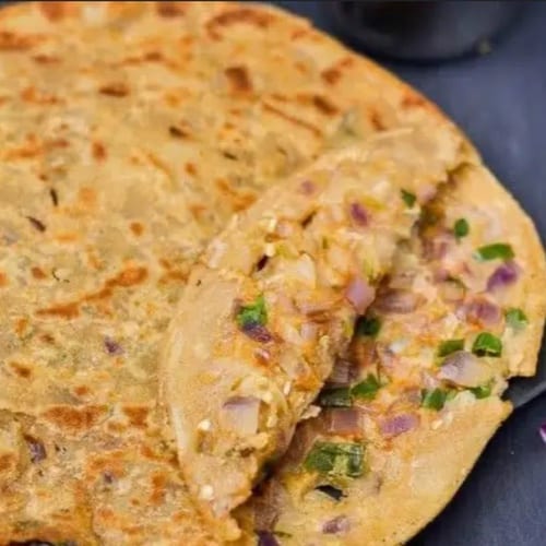 60. Onion Kulcha.