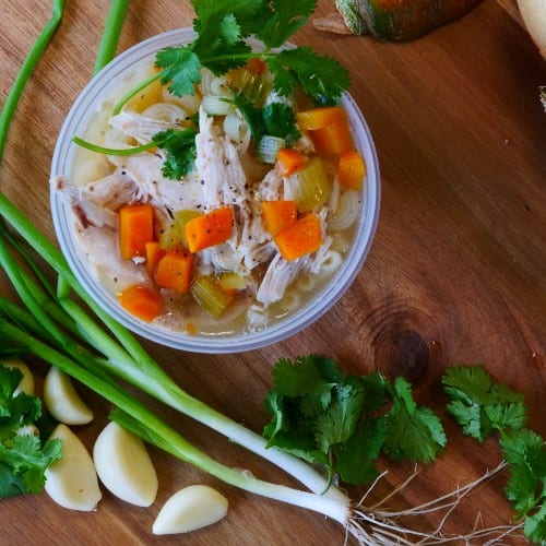 Nui Ga Chicken Noodle Soup (16oz).