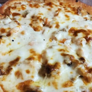 Jerk-BBQ Chicken Pizza 