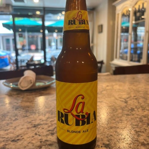 LA RUBIA.