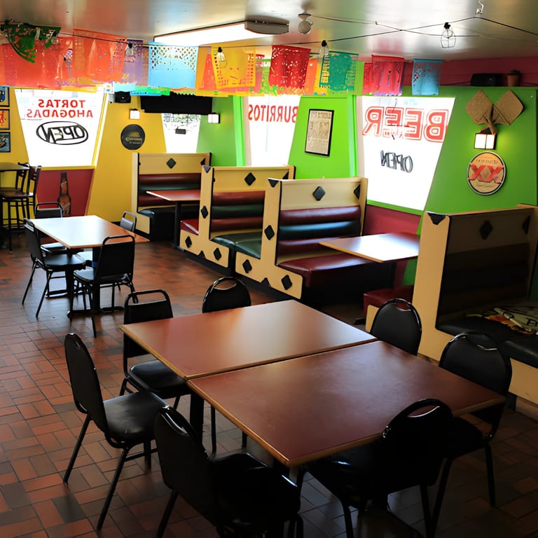 A Welcoming Dining Space🍽️