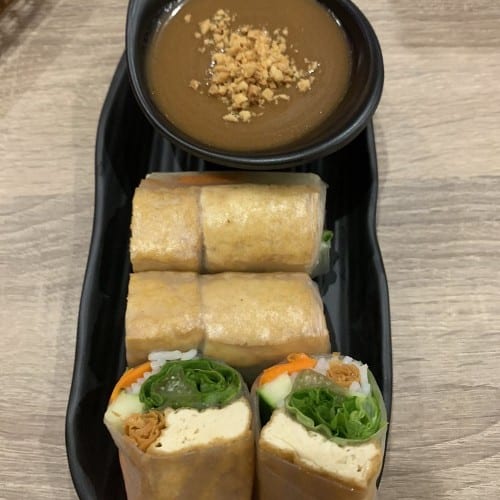 3. Goi Cuon Chay / Veggie Spring Rolls (2).