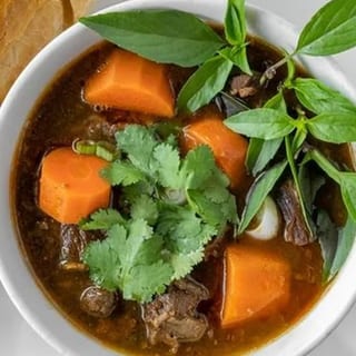 S4.  Beef stew/ bo kho