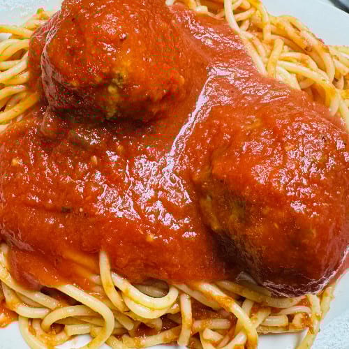 Spaghetti with 2 Meatballs.