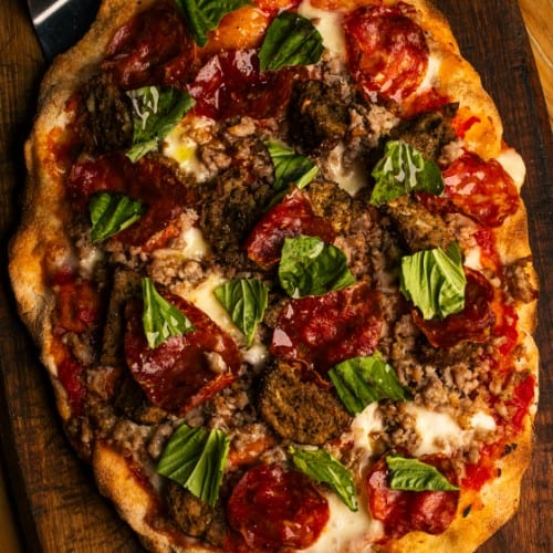Meat Lover Pizza (1 Ft. Pala).