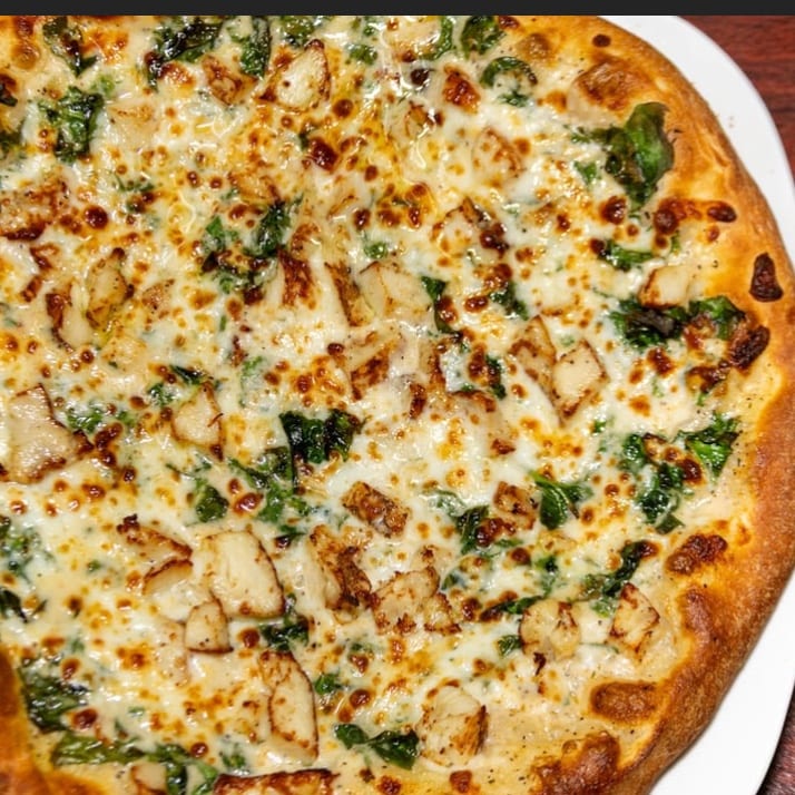 Chicken alfredo cauliflower pizza.