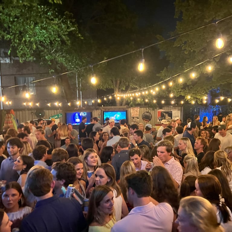 Welcome to Life’s Good Bar & Grill 🍔🍺