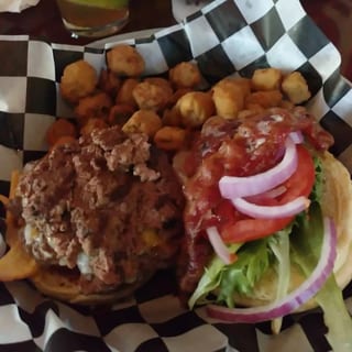 Trashcan Burger* (A Cult Classic!)