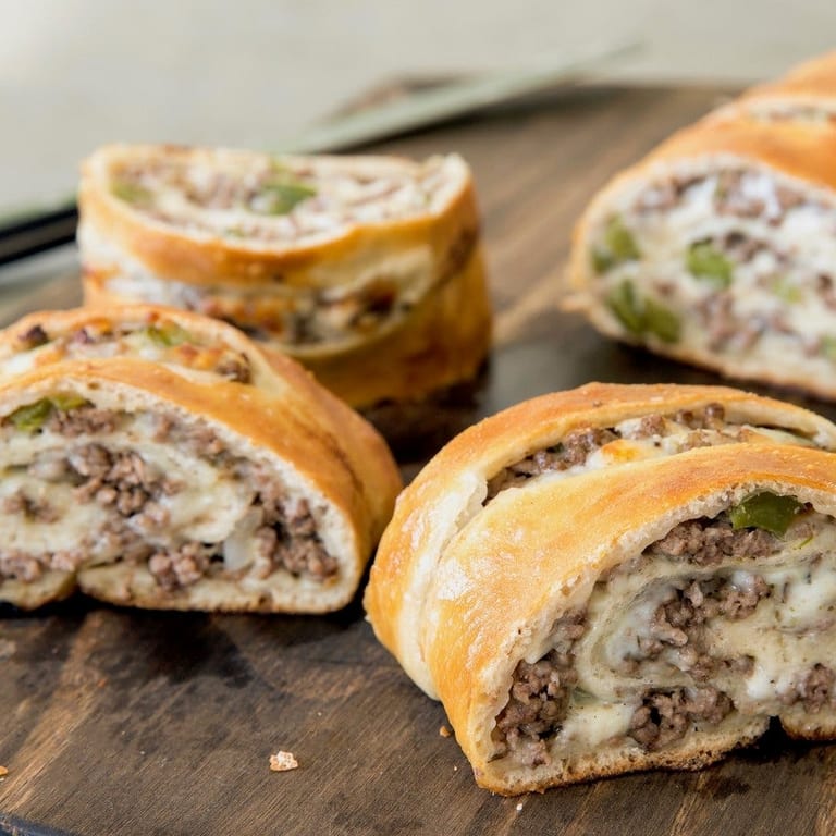 Lunch Menu: Pizza, Pasta, Sandwiches & More