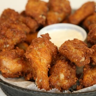 Bone-in Wings (10 Pieces)