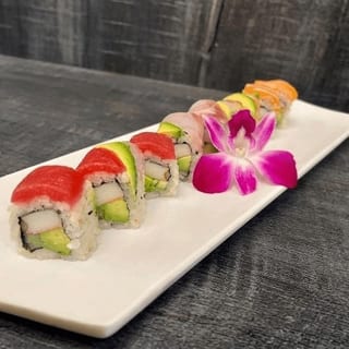 Rainbow Roll(8pc)