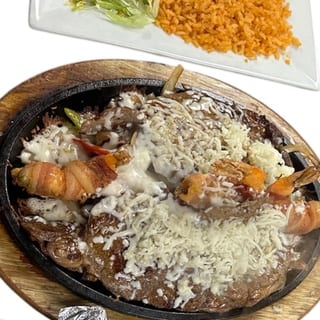 Steak Fundido and Shrimps