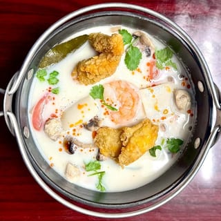 Tom Kha