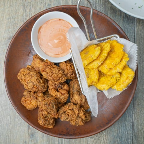 Chicharron De Pollo Con Hueso.