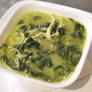 Spinach & Garlic Soup