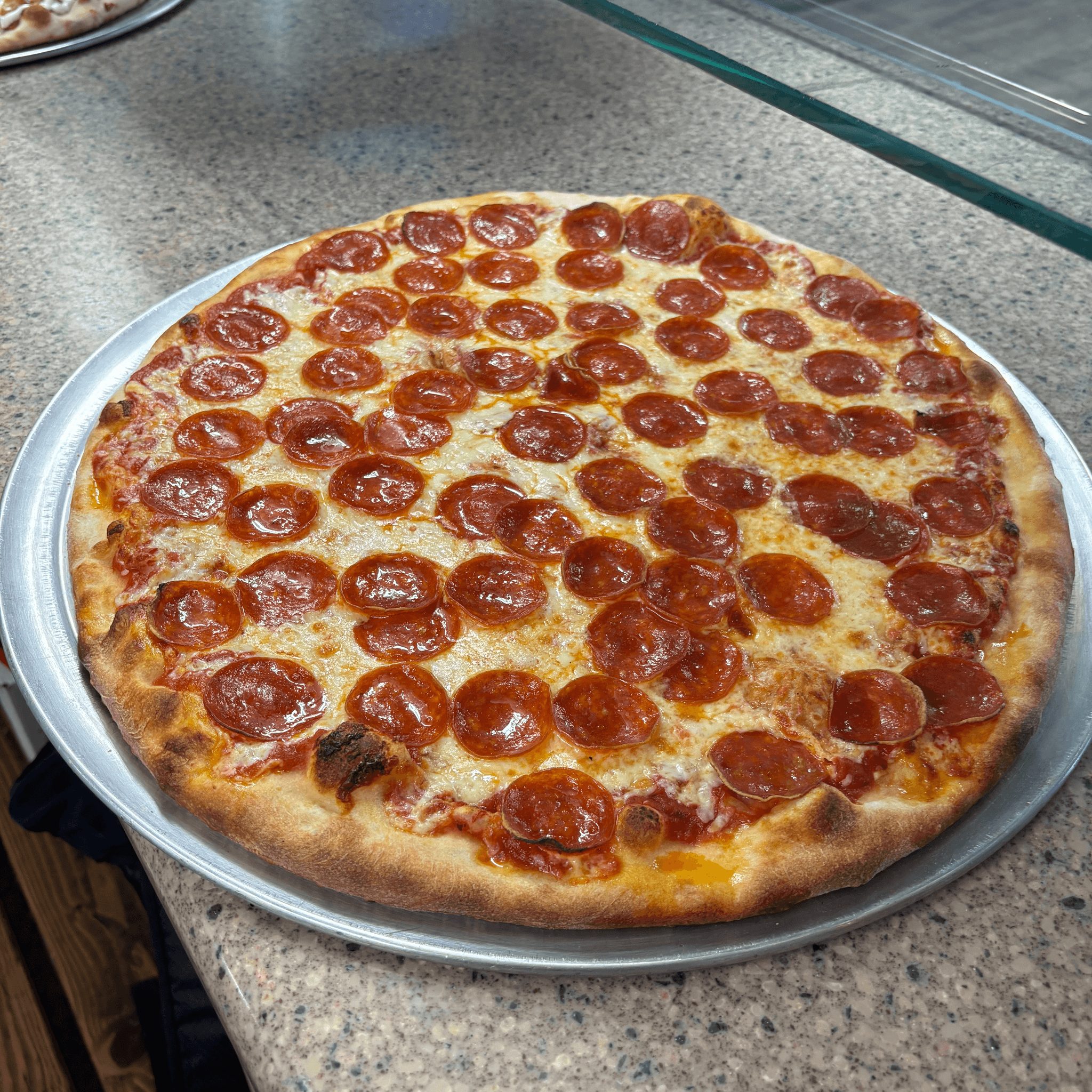 Extra Large Cheese Pizza (18").