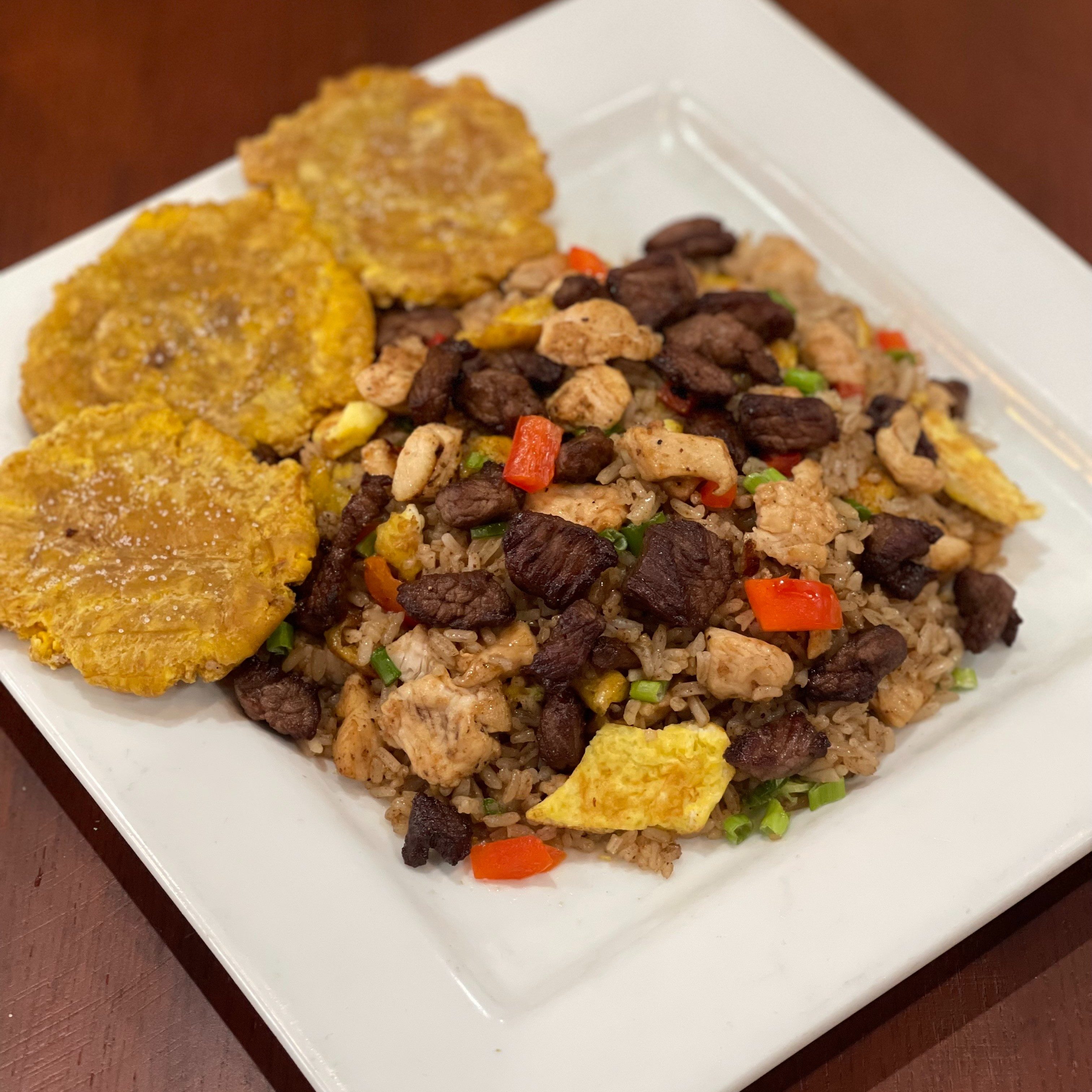 Especial 5: Steak or Mixed Fried Rice (Chaufa de Carne O Mixta).