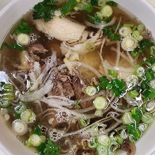 P1**.  Eye round steak, well-done flank,  fat brisket, soft tendon, bible tripe, meatball (Tai,nam,gau,gan Sach,bo Vien)