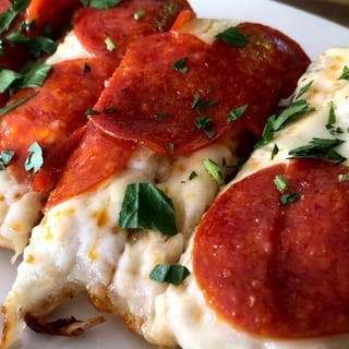 Garlic Bread with Pepperoni & Cheese