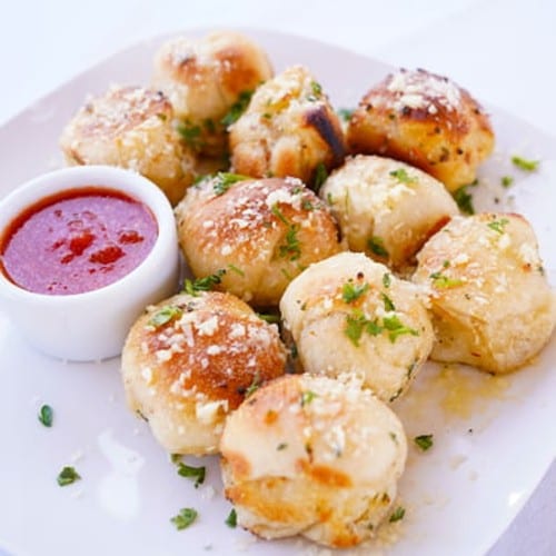 Garlic Knots.