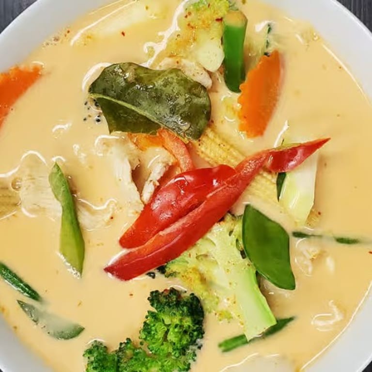 Spicy Drunken Noodles: A Thai Delight