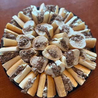Cheesesteak or Chicken Cheesesteak Tray	