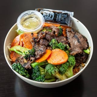 B4. Beef Stir Fry Bowl
